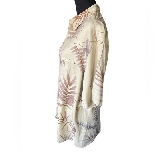 Tori Richard Vintage 100% Silk Button Up Hawaiian Shirt, Camp Shirt, Size Large - Picture 2 of 6